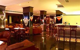 Hotel Harbour View Residency