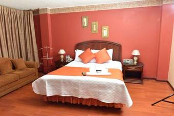 Hotel Makroz