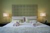 Bed & Breakfast Six On Scott Guesthouse