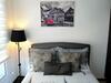 Central Apartments (plaza Foch)
