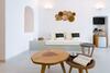 Hostal Iriana Apartments