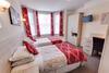 Hostal The Sportsview Guest House