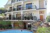 Hostal Dinastiya Guest House