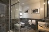 Hotel The Independent Suites