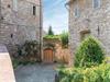 Three-bedroom Apartment In Assisi -pg-