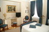 Hotel H�tel Du Rond-point Des Champs Elys�es