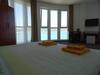 Hostal Dobrevi Guest House