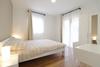Apartments Denis 1742