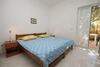 Apartment Liznjan 7240c