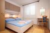 Apartments With A Parking Space Makarska - 2599