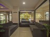 Hotel Oyo 16637 Tiara Regency