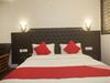 Hotel Oyo 16637 Tiara Regency