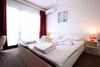 Hostal Guest House Zeba & Riviera