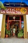 Hostal La Torre Inn