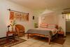 Hostal Cluny Lodge