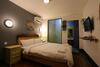 1m Hotel