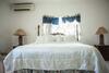 Hostal Queen Elizabeth House