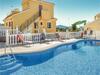 Three-bedroom House In Camposol