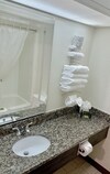 Hotel Bicentennial Inn