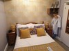 Hostal Montfort Cottage Guest House