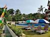 Zo�?s Paradise Waterfront Hotel