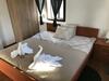 B&B Rot