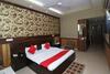 Hotel Oyo 26584 Royal Castle
