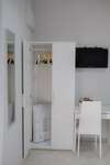 Hostal B&B Lamezia Airport