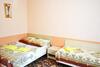 Hostal Guest House Tri Sestri