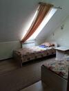 Hostal On Engelsa Guest House