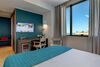 Fly Dec� Hotel