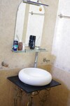 Bol�ro Garden Capsule Hotel