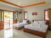 Hotel Breeze Bay Villa