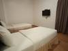 Oyo 89915 East Mount Hotel