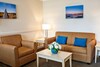 Hotel Royal Inn & Suites