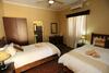 Stoney's Country Hotel