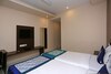 Oyo 9010 Hotel Railview