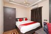Oyo 11723 Hotel Barney Grand