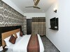 Oyo 11405 Hotel Tej Palace