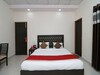 Hotel Oyo 11717 Gold Star Suits