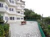 Hotel Oyo 12853 The Kings Kalandi Resort
