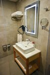 Hotel Ramada By Wyndham Vakfikebir