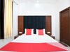 Oyo 15652 Hotel 51