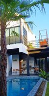 Hotel The Seaton House Phuket