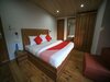 Hotel Oyo 16801 Paradise Regency