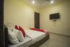 Hotel Oyo 24810 Silver Crescent