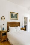 Hotel Merrill House