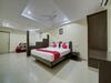 Hotel Oyo 28033 Pradha Grand