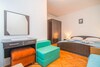Apartments Valenti? 1304 Pag