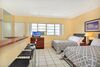 Gorgeous 1br Apartment, A Walk From The Beach